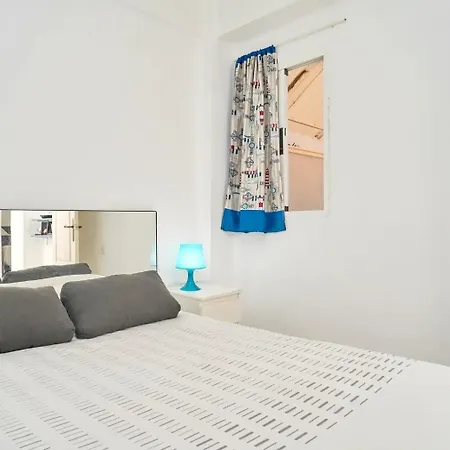En El Centro De Apartment Nerja